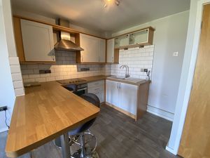 Kitchen- click for photo gallery